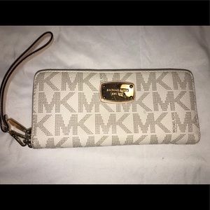 MK large wallet